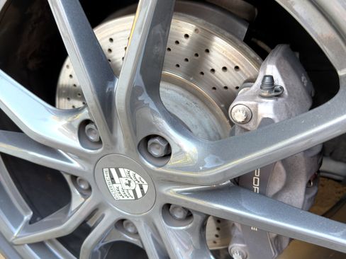 Used 2021 Porsche 718 Cayman image 19