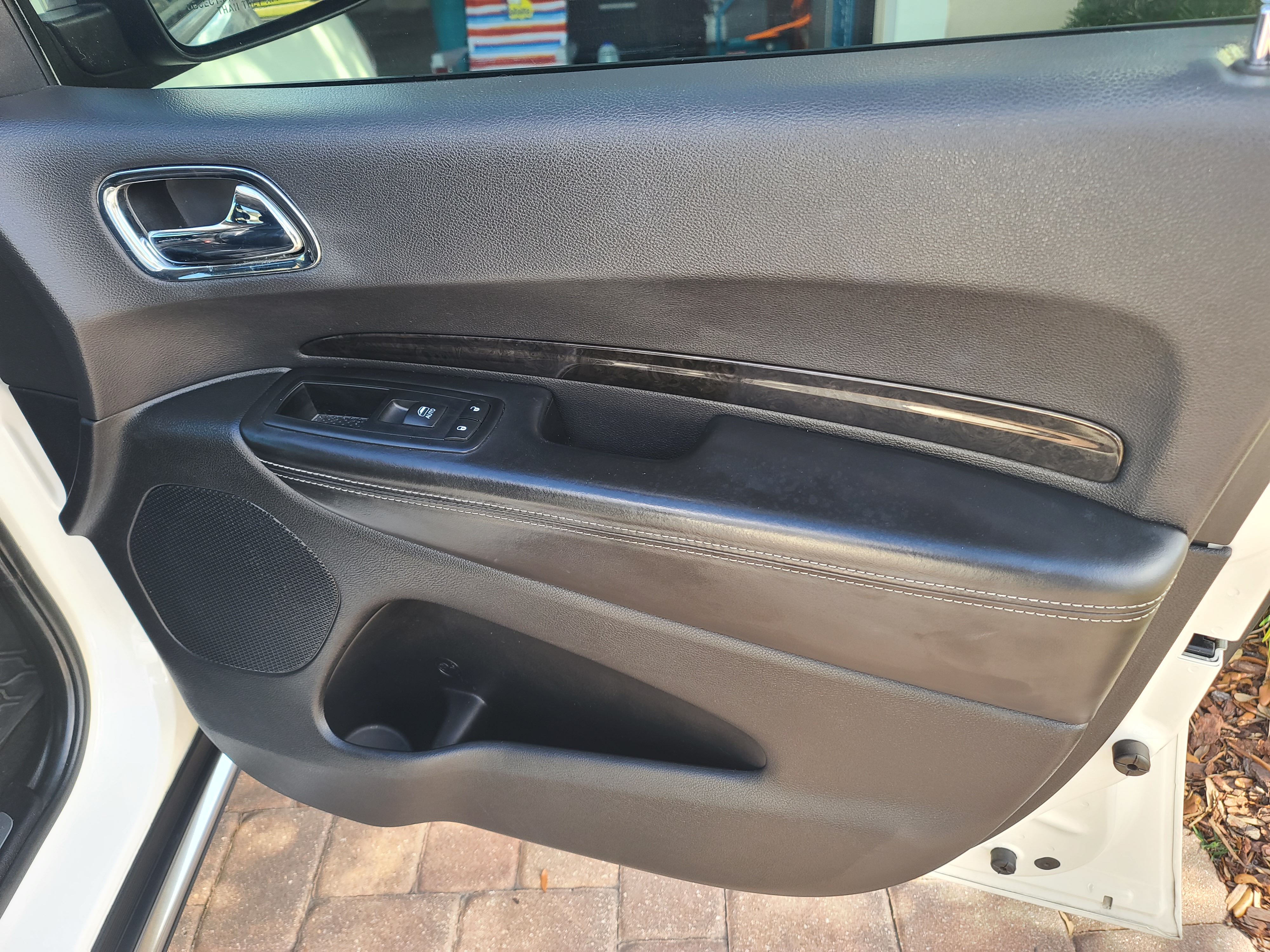 Used 2011 Dodge Durango Citadel RWD image 21