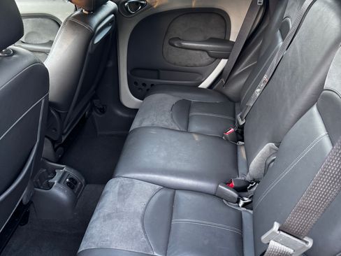 Used 2005 Chrysler PT Cruiser Limited image 4