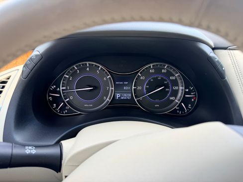 Used 2012 INFINITI QX56 2WD w/ Theater Pkg image 23