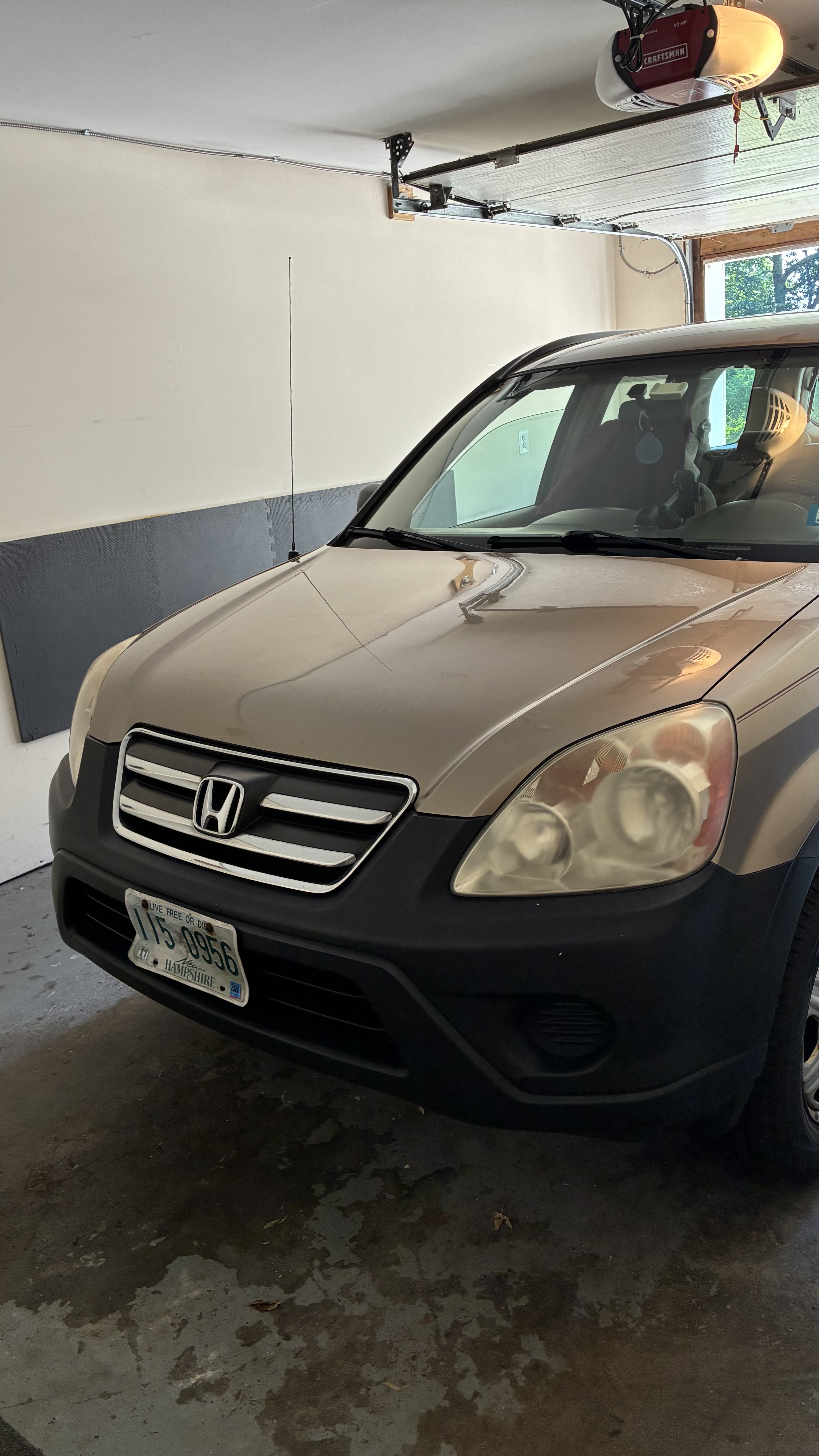 Used 2005 Honda CR-V LX image 12