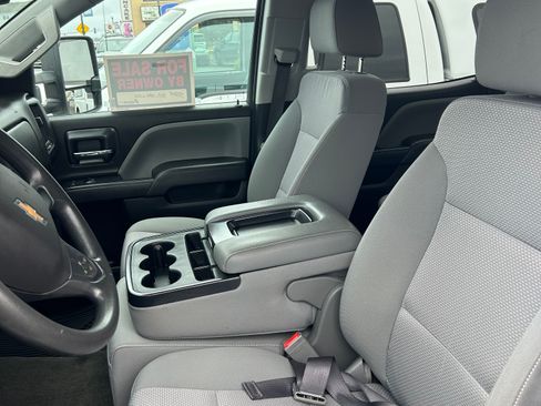 Used 2018 Chevrolet Silverado 3500 W/T w/ WT Convenience Package RWD image 8
