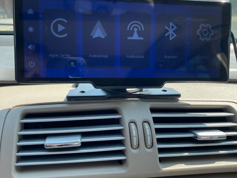 Used 2011 Mercedes-Benz R 350 4MATIC image 6