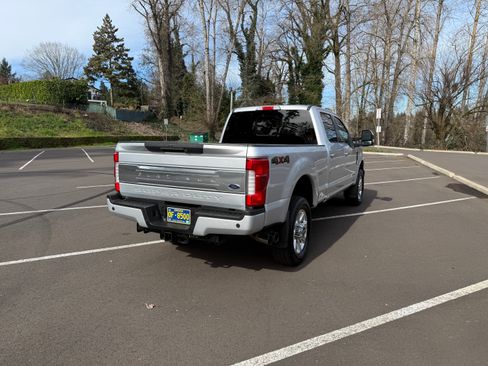 Used 2019 Ford F250 Platinum image 10