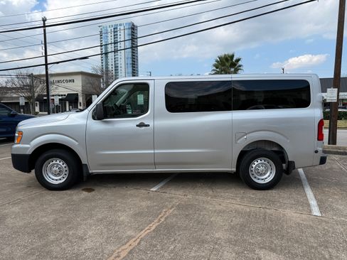 Used 2014 Nissan NV 3500 S w/ Power Basic Package image 5