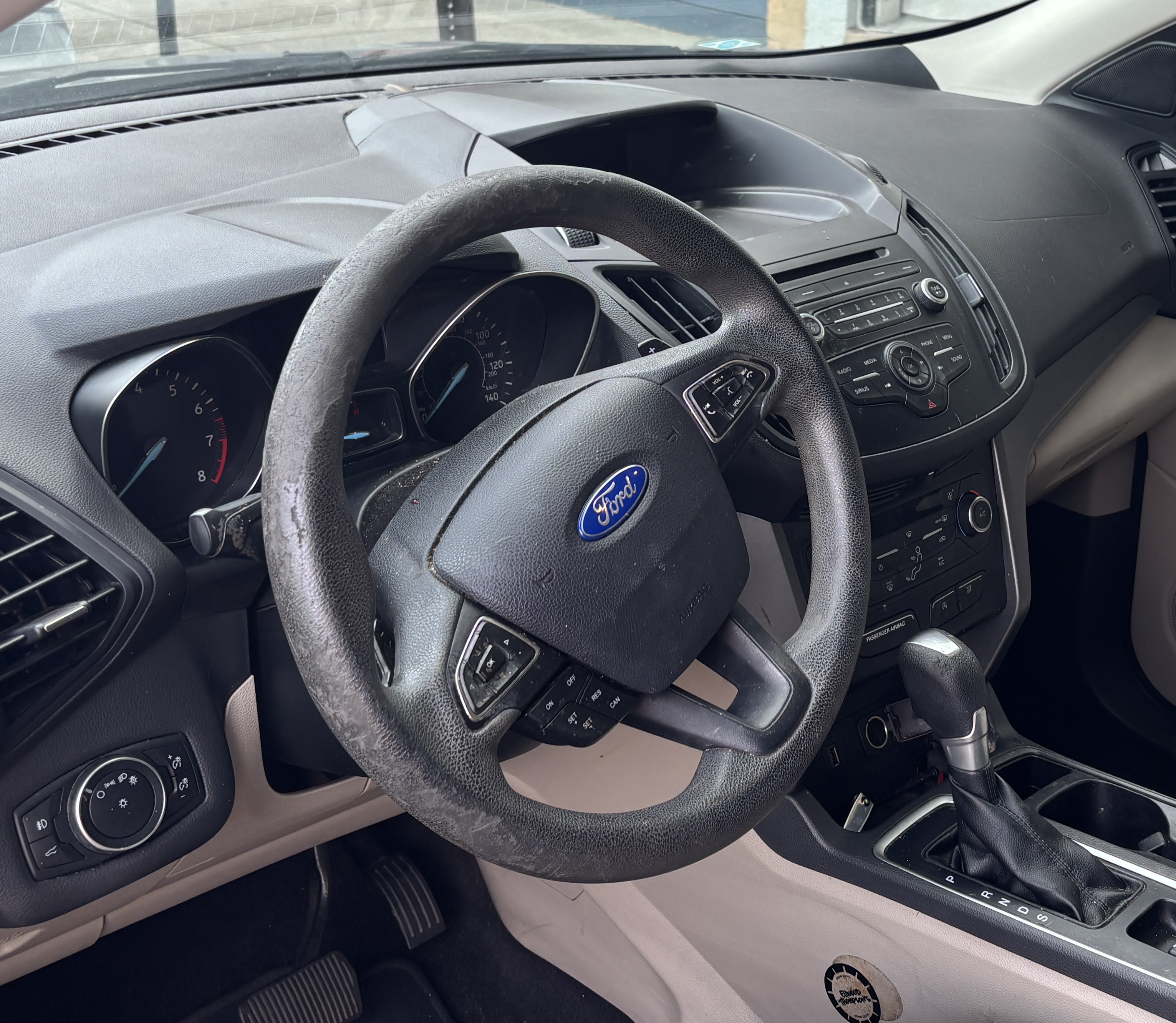Used 2017 Ford Escape SE FWD image 15