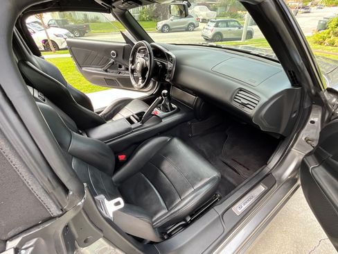 Used 2003 Honda S2000 image 24