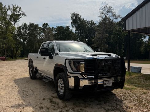Used 2024 GMC Sierra 2500 Pro w/ 1SA Pro Safety Plus Package AWD/4WD image 1