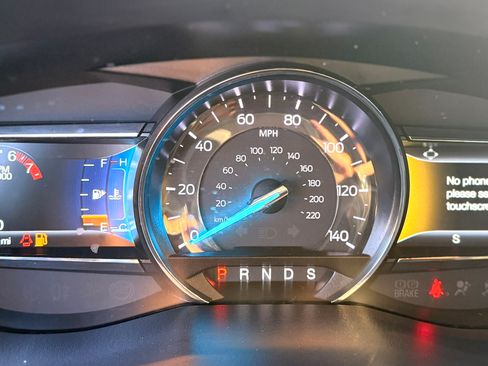 Used 2019 Ford Explorer Limited w/ Class III Trailer Tow Package image 11