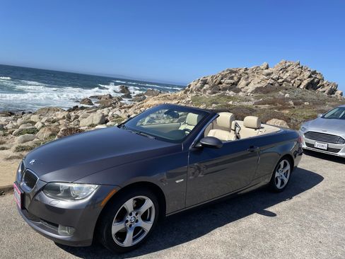 Used 2008 BMW 328i Convertible image 1