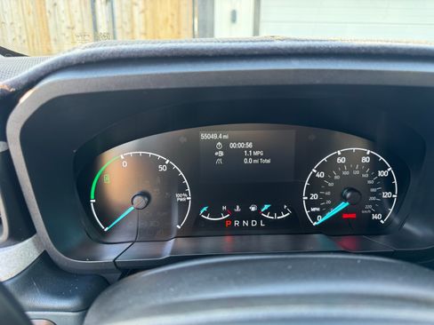 Used 2022 Ford Maverick XLT FWD image 9