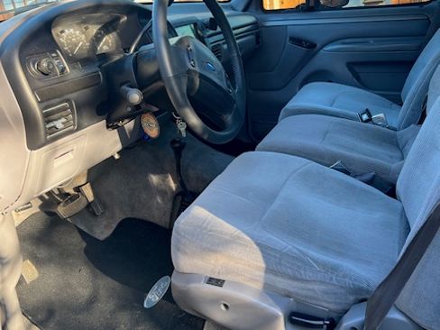 Used 1995 Ford F350 4x4 Regular Cab image 12