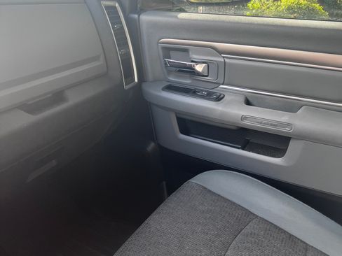 Used 2014 RAM 1500 Lone Star RWD image 20