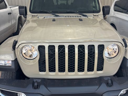 Used 2020 Jeep Gladiator Sport w/ Quick Order Package 24S AWD/4WD image 1