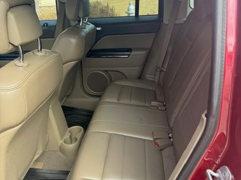 Used 2012 Jeep Patriot Limited w/ Sun/Sound Group image 8