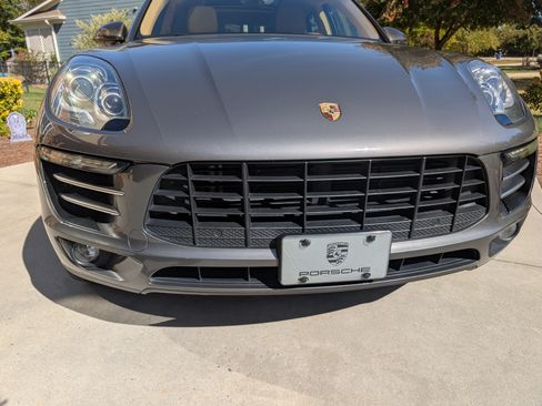 Used 2015 Porsche Macan S image 4