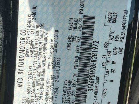 Used 2014 Ford Fusion SE w/ Equipment Group 202A FWD image 10