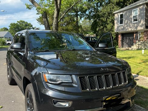 Used 2016 Jeep Grand Cherokee High Altitude AWD/4WD image 2