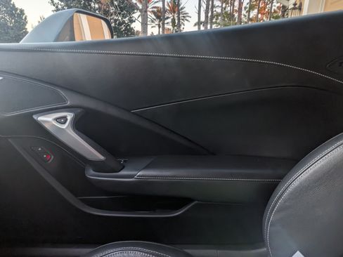 Used 2016 Chevrolet Corvette Z06 w/ 3LZ Preferred Equipment Group image 26