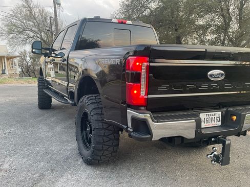 Used 2025 Ford F350 XLT w/ Tremor Off-Road Package image 8