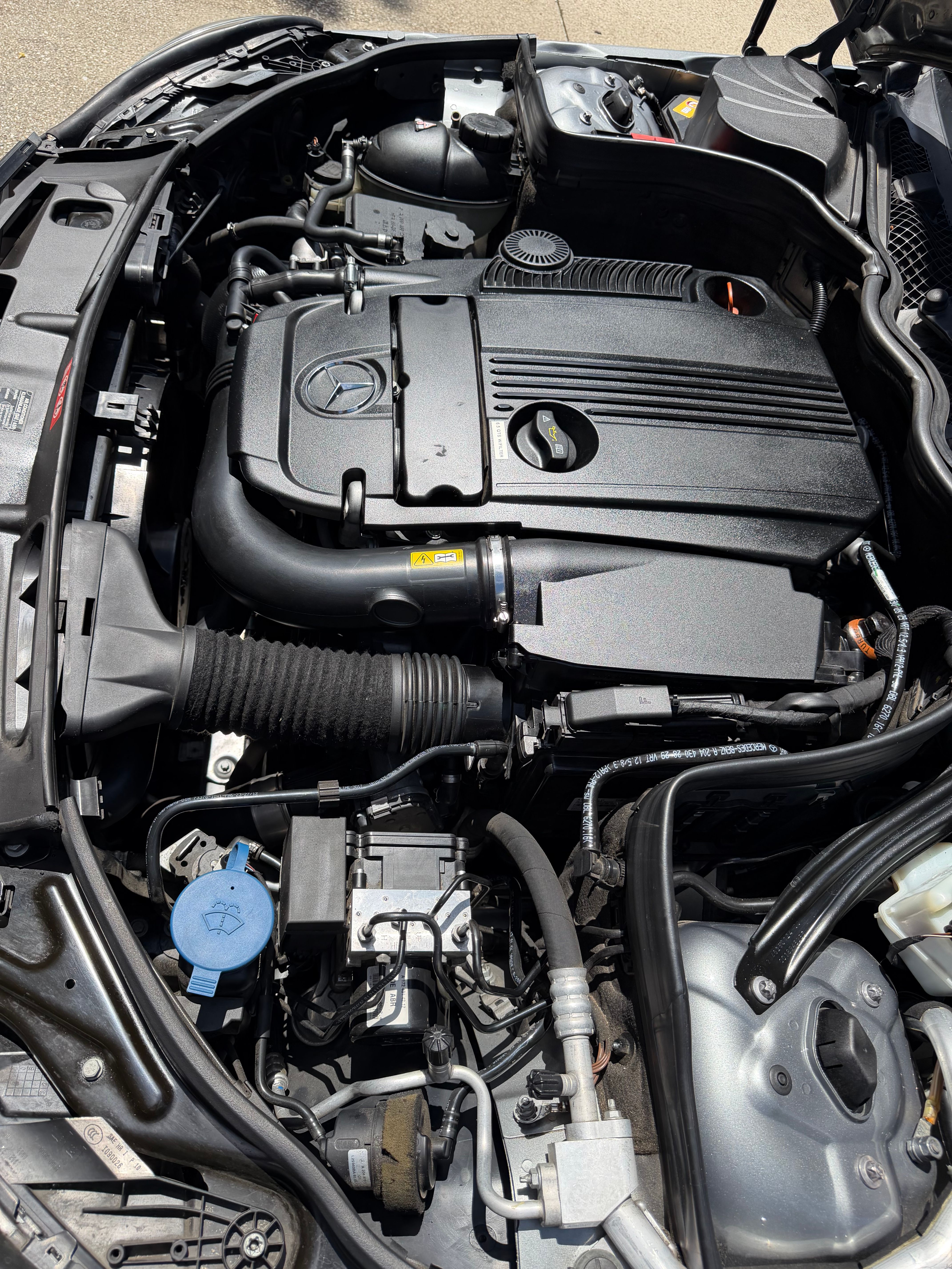 Used 2013 Mercedes-Benz C 250 Sedan image 8