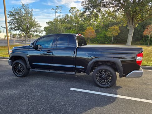 Used 2014 Toyota Tundra SR5 w/ SR5 Upgrade Package RWD image 5