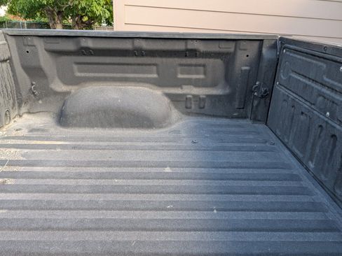 Used 2016 Toyota Tundra SR5 image 9