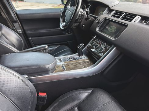 Used 2016 Land Rover Range Rover Sport Supercharged AWD/4WD image 4