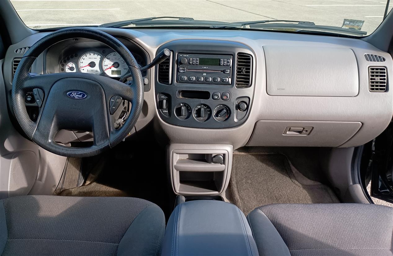 Used 2002 Ford Escape XLT AWD/4WD image 4