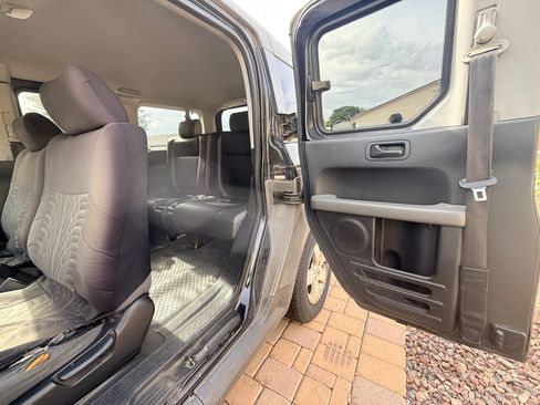 Used 2005 Honda Element LX image 12