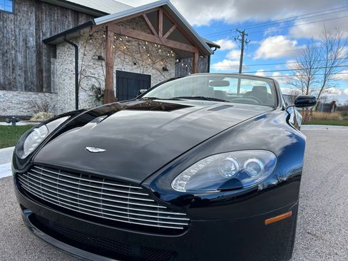 Used 2008 Aston Martin V8 Vantage Roadster RWD image 10