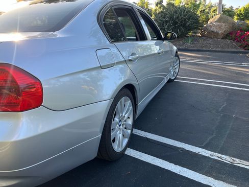 Used 2007 BMW 328i Sedan RWD image 5