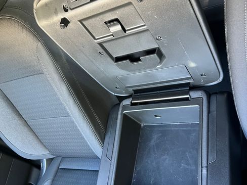 Used 2025 Chevrolet Silverado 1500 LT image 22