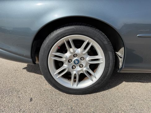 Used 2001 Jaguar XK8 Convertible image 12