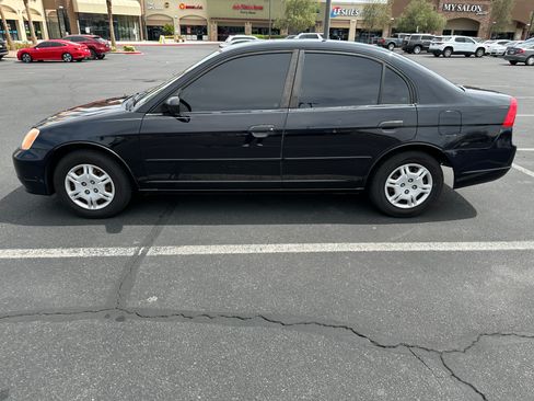 Used 2001 Honda Civic LX image 2