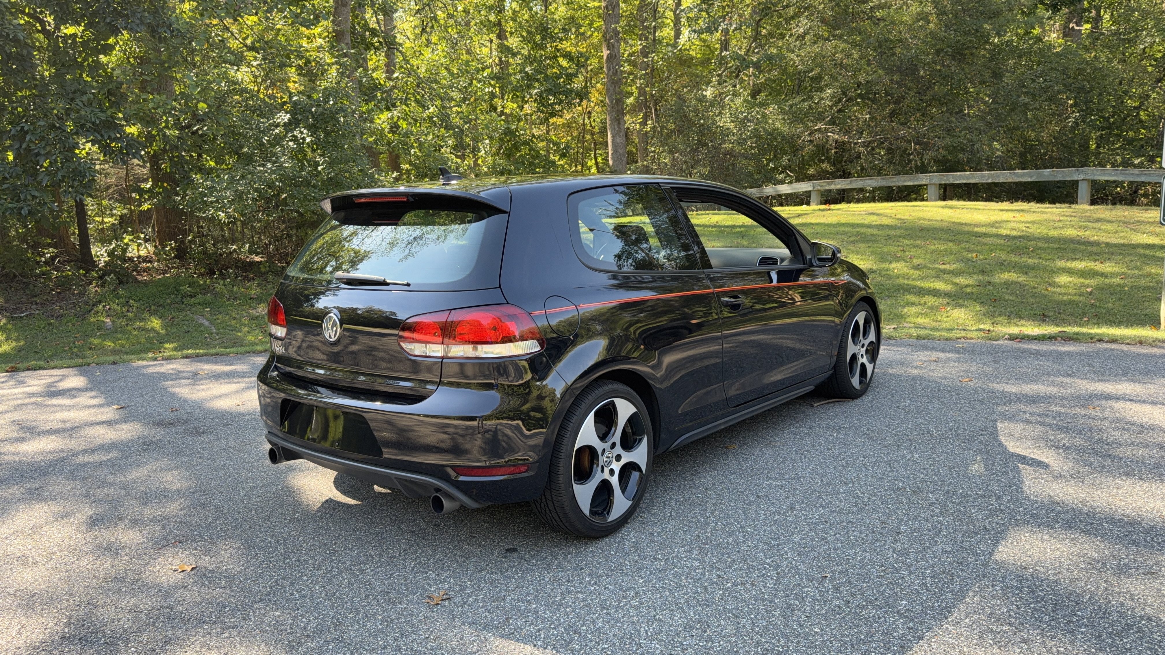 Used 2013 Volkswagen GTI 2-Door FWD image 4
