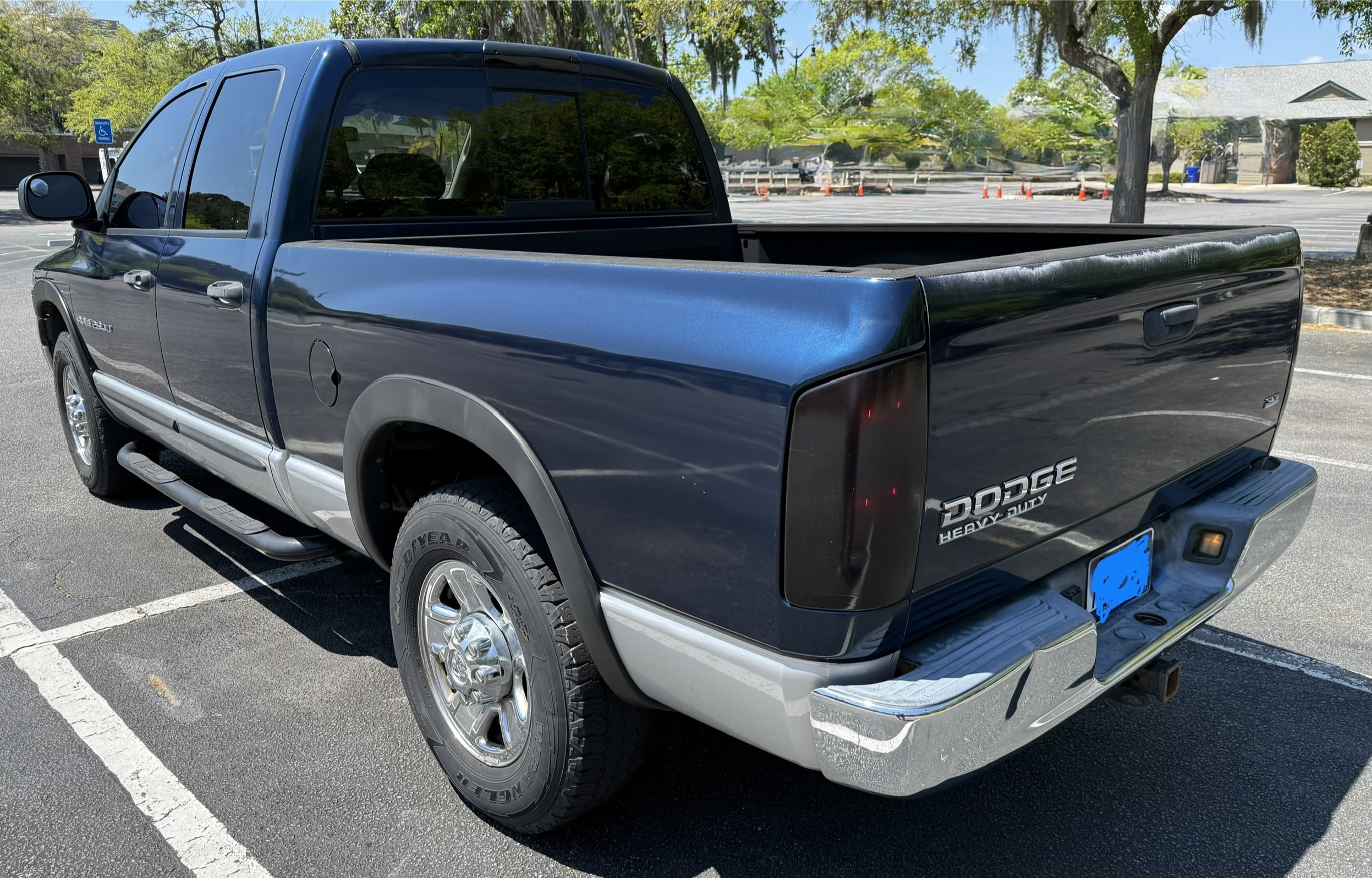 Used 2004 Dodge Ram 2500 Truck SLT w/ Trailer Tow Group RWD image 8