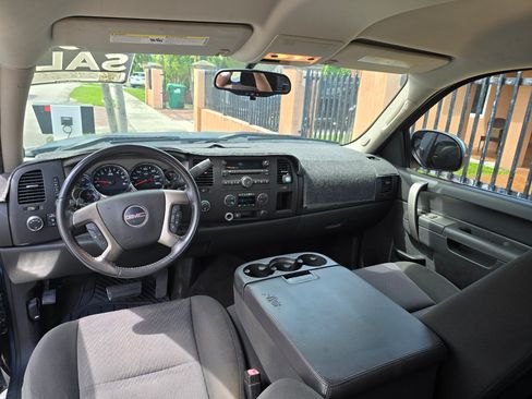 Used 2011 GMC Sierra 1500 SLE w/ Regional Value Package image 12