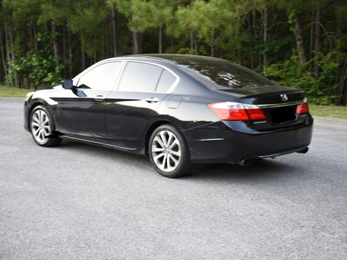 Used 2014 Honda Accord Sport image 10