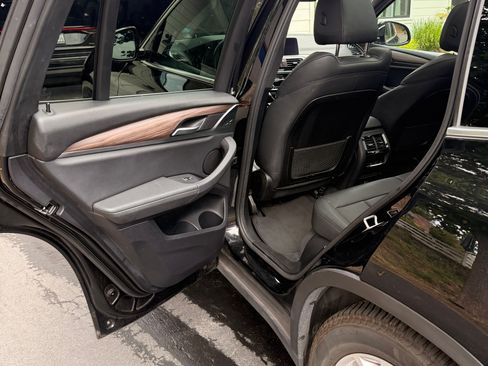 Used 2018 BMW X3 xDrive30i AWD/4WD image 26