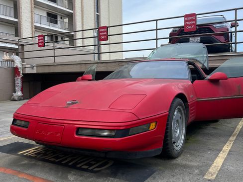 Used 1992 Chevrolet Corvette ZR1 image 9