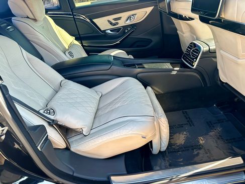 Used 2016 Mercedes-Benz Maybach S 600 image 12