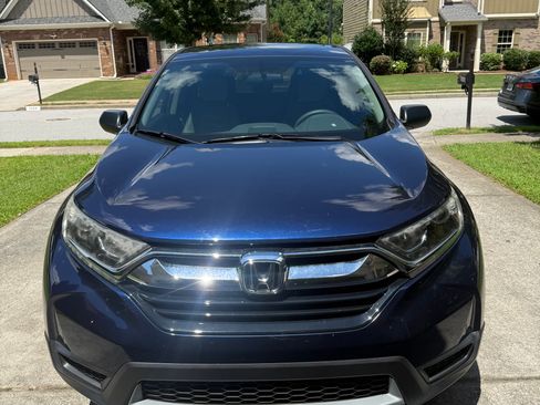 Used 2017 Honda CR-V LX image 1