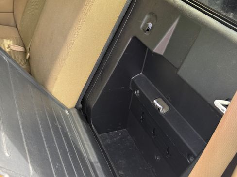 Used 2013 Toyota Tacoma PreRunner w/ SR5 Pkg image 14