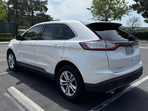 Used 2017 Ford Edge SEL w/ Equipment Group 201A FWD image 5