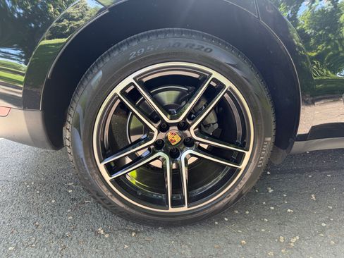 Used 2020 Porsche Macan S AWD/4WD image 8