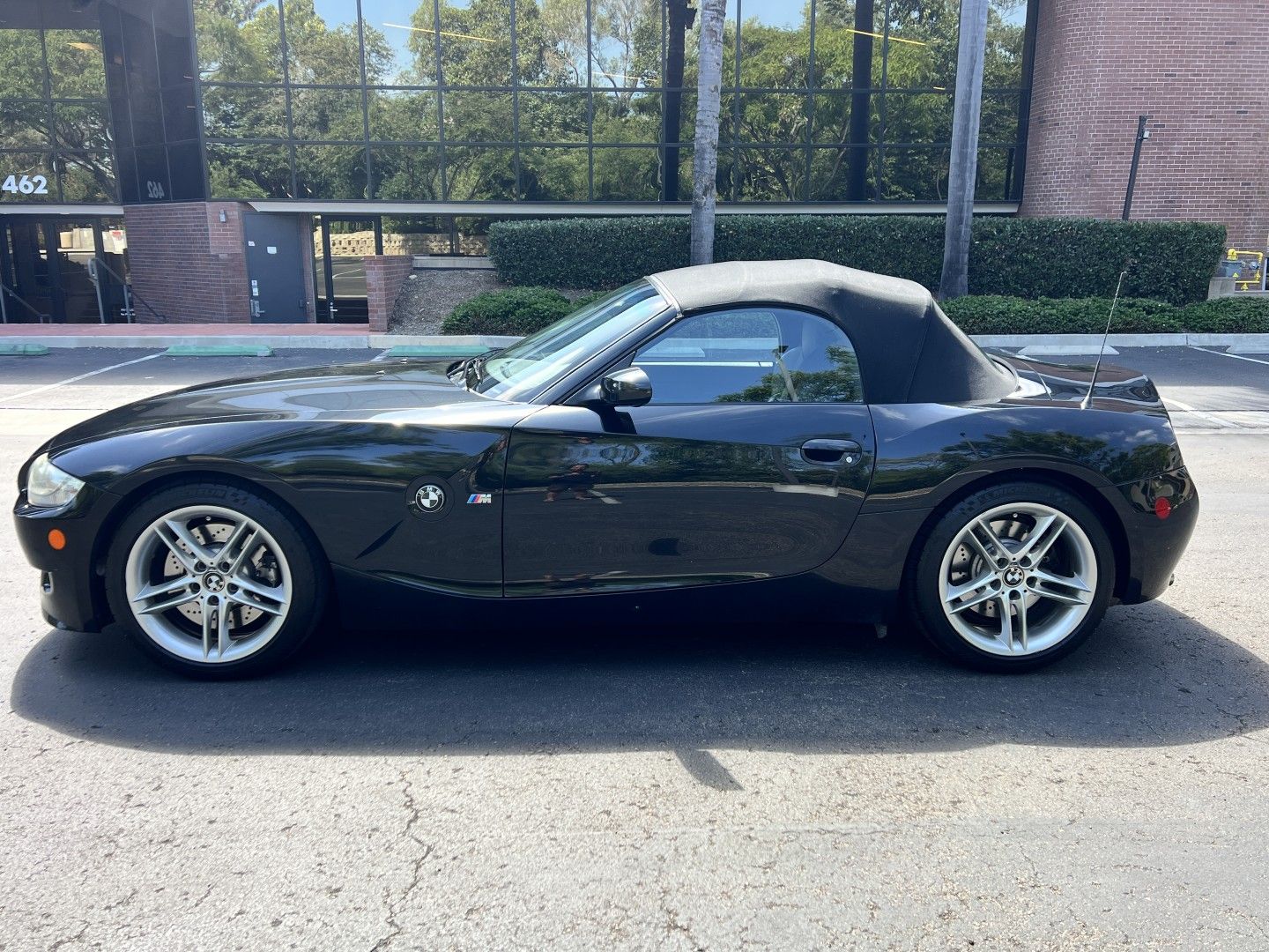Used 2006 BMW M Roadster RWD image 2