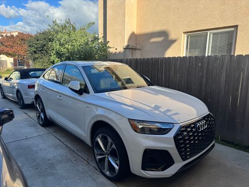 Used 2023 Audi Q5 2.0T Premium Plus w/ Premium Plus Package image 2