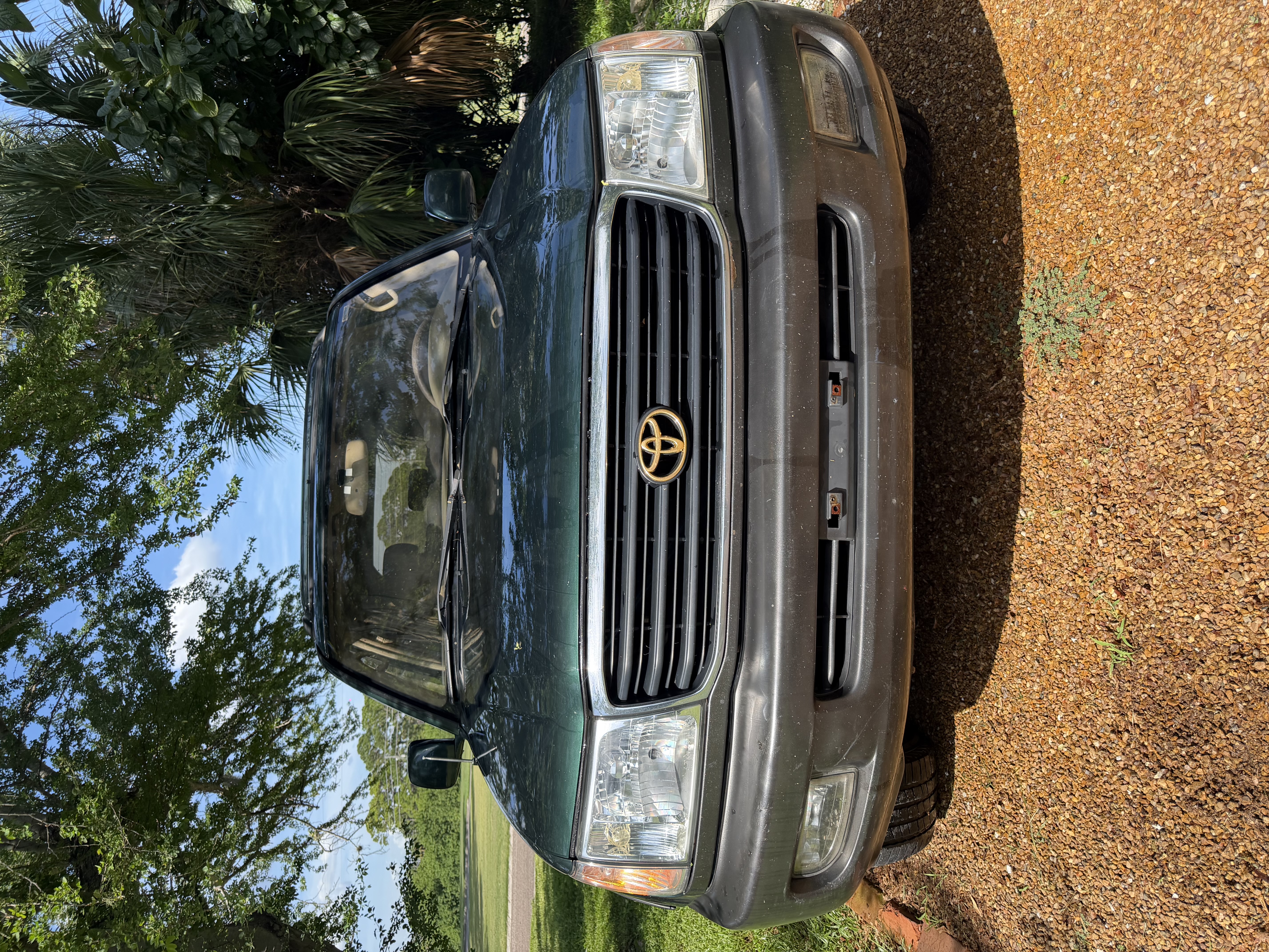 Used 2001 Toyota Land Cruiser AWD/4WD image 4