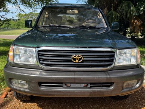 Used 2001 Toyota Land Cruiser AWD/4WD image 4